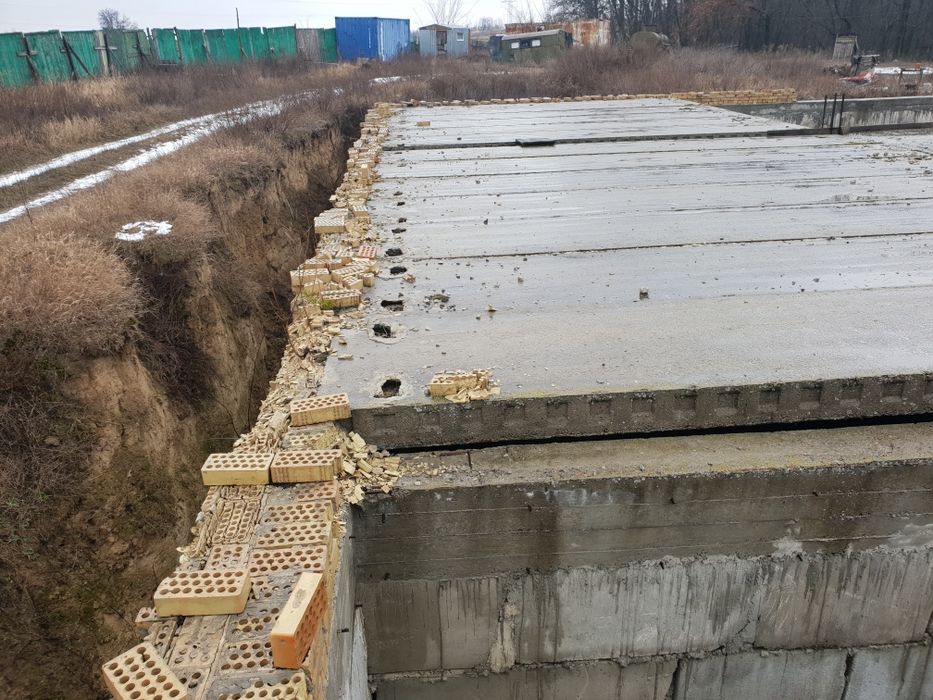 Плиты перекрытия 6.3/1.2, 4.2/1.5, 5.2/1.2 перемычки, блоки ФБС, бой к