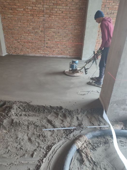 Машинна стяжка підлоги, штукаткрка гіпсова, вапняно цементна