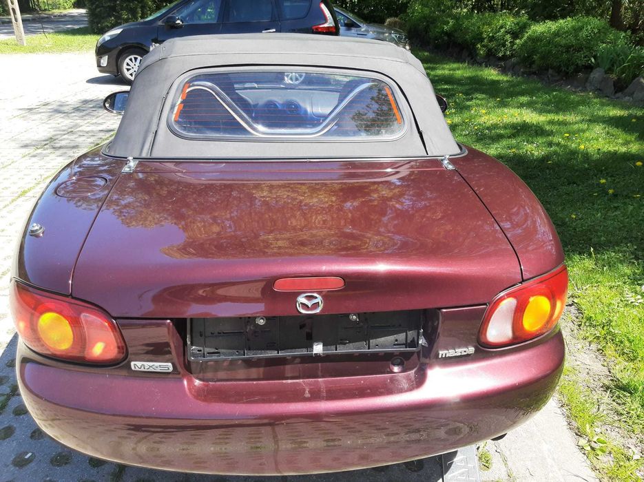 Mazda "Miata" MX5 2000 r. Nardi Torino