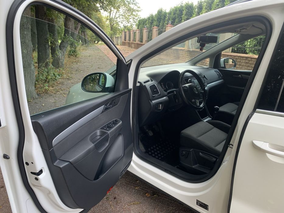 Volkswagen Sharan 2011