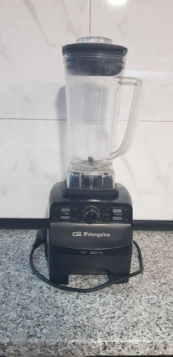 liquidificador profissional  Orbegozo modelo BV 9650