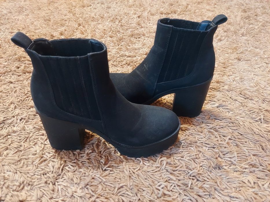 Сапоги. Сапожки каблук платформа