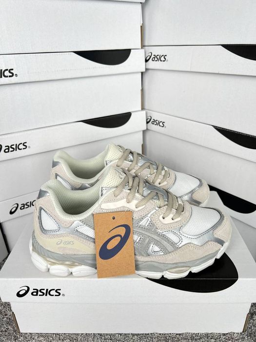 Жіночі кросівки ASICS Gel-NYC кроссовки асикс женские светлые