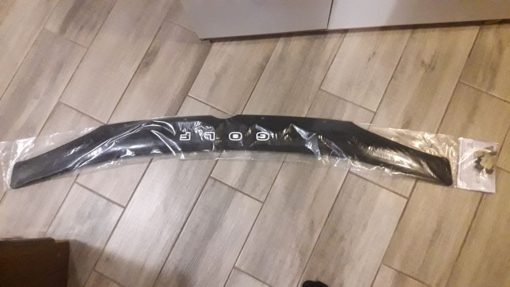 Мухобойка. Дефлектор на капот Гольф 4