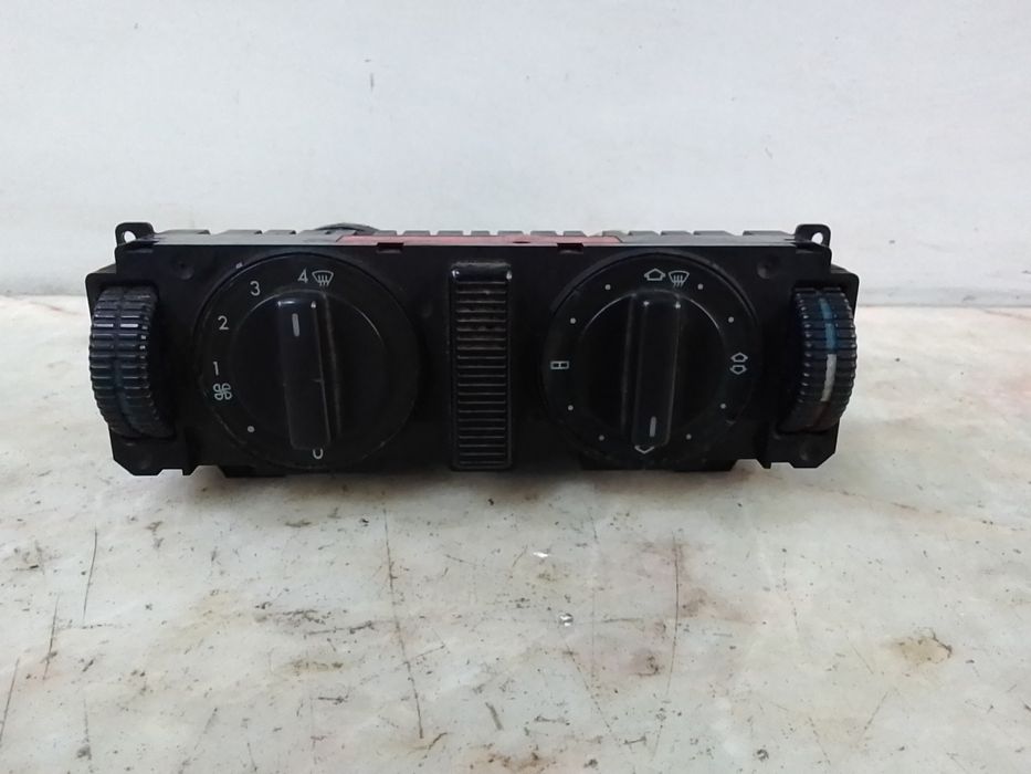 Comando chauffage / sofagem MERCEDES-BENZ Classe C (W202)