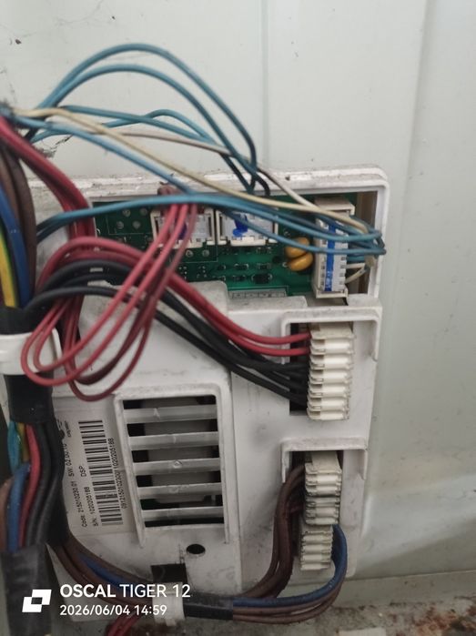 Запчастини до  пральної машини indesit wiun 100