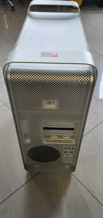 Komputer APPLE MAC PRO A1186 2x XEON E5462 4GB RAM