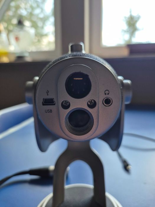 Mikrofon Blue Yeti Pro