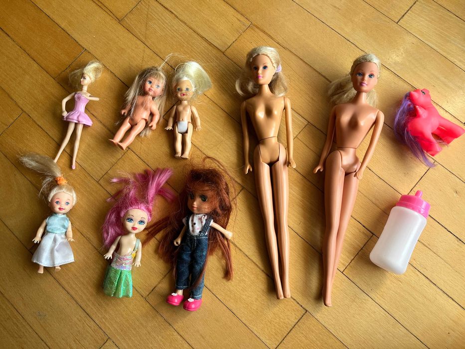 Zestaw lalki Barbie 2 duże + 6 małe