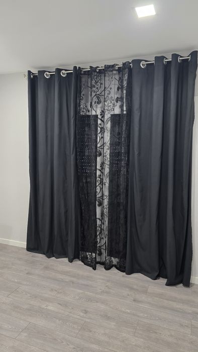 Varão extensível e cortinados