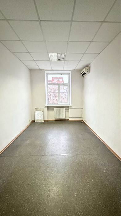 Здам офіс (кімнату) з водою центр вул. В. Мономаха (Московская) ЦУМ