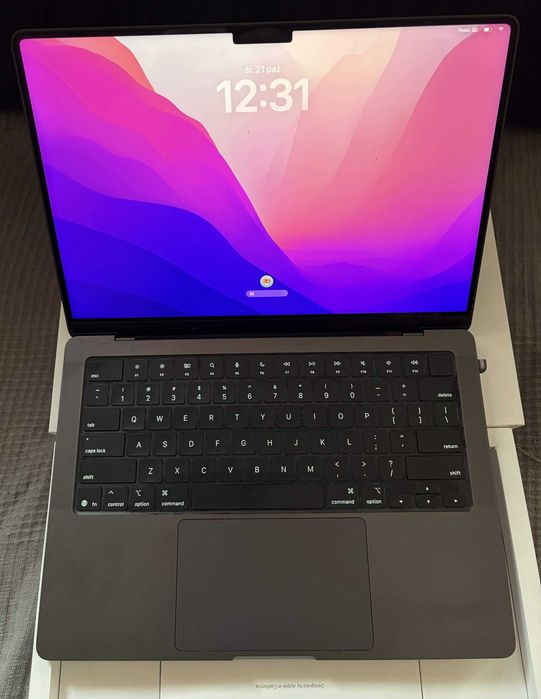 MacBook Pro 14 M5 32GB/512GB/US - Czarny