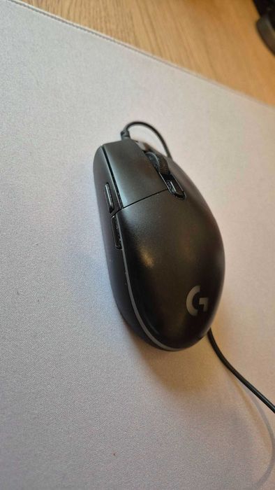 Myszka Logitech G102 Lightsync czarna przewodowa