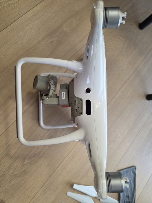 Dron DJI Phantom 4 Pro FULL Zestaw