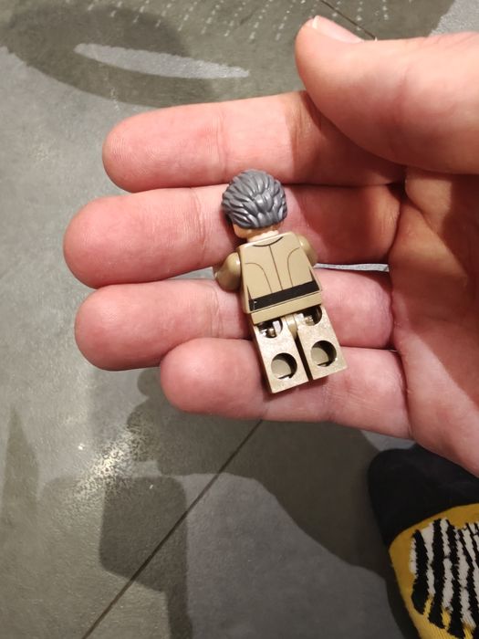 LEGO star wars mini figurki Tarkin