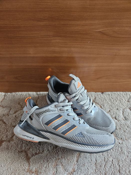 Кросовки Adidas response 44 розмір