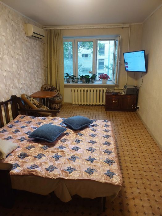 Сдам 2 ком кв Лахтинская 4/5