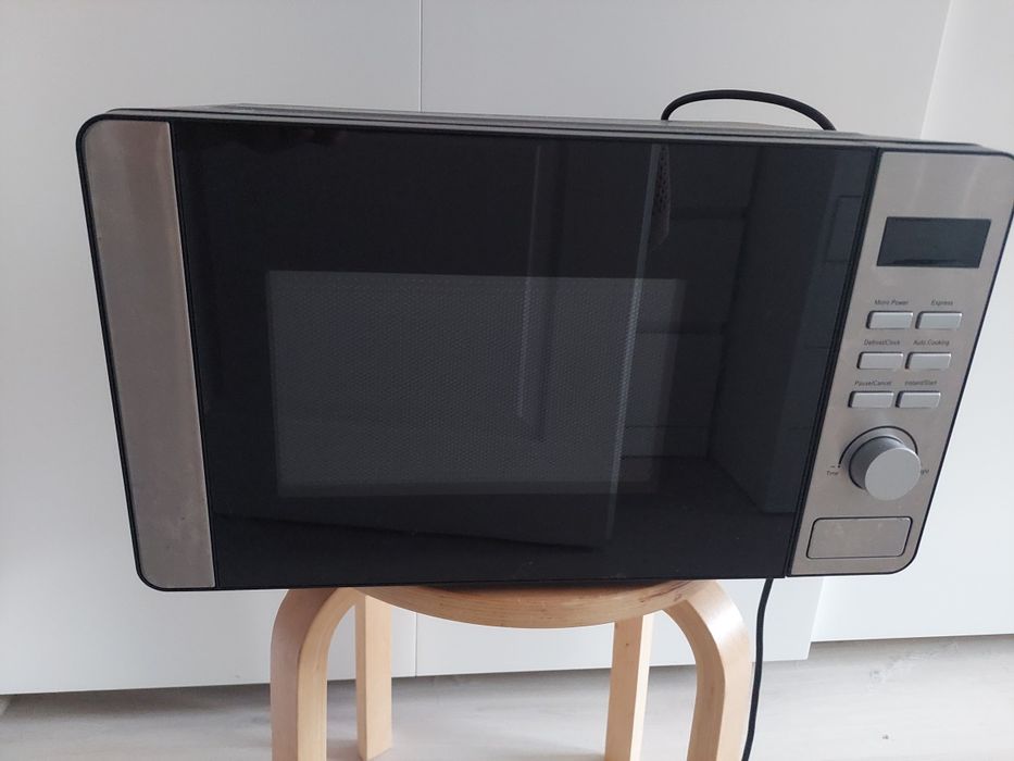 Kuchenka mikrofalowa uszkodzona