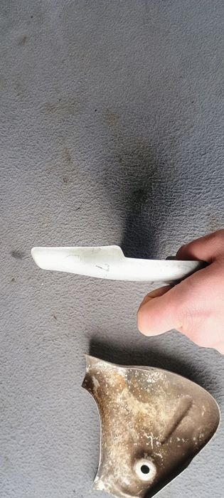 Osłony pokrywy  przedniego zawieszenia Simson sr2