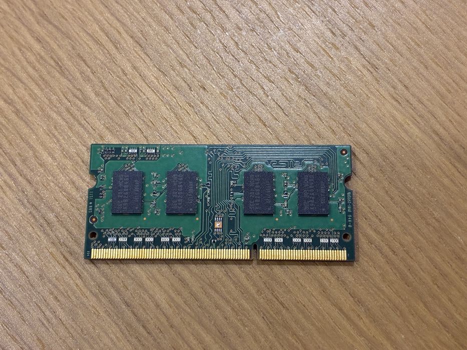 Memória RAM 2GB DDR3 Samsung PC3-10600S (Portátil)