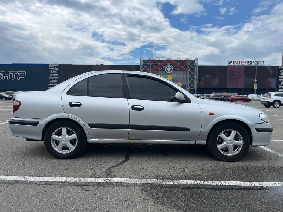 Продам нісан Альмера