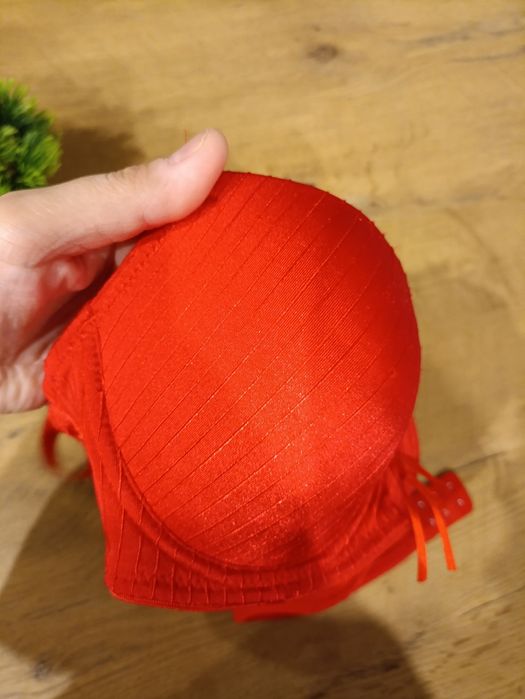 Biustonosz damski 75B