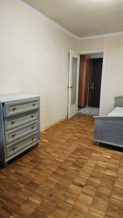 Сдам 1 комнатную кв-ру ул. Януша Корчака 64 м. Нивки пешком  15 мин.