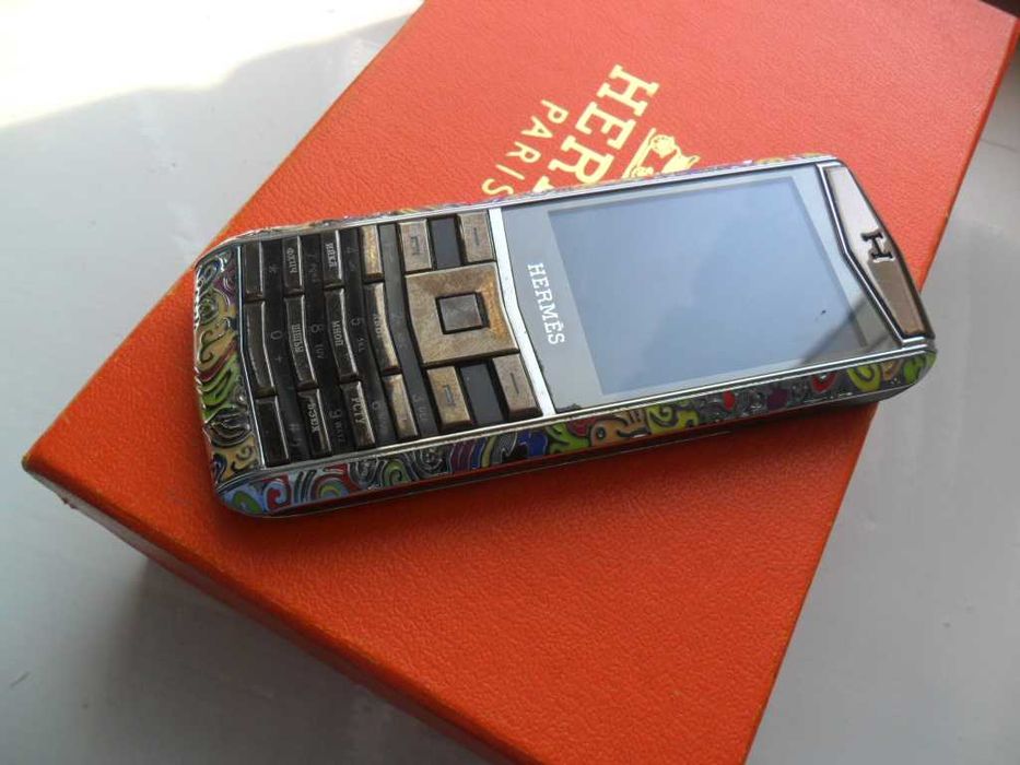 продам телефон кнопочный