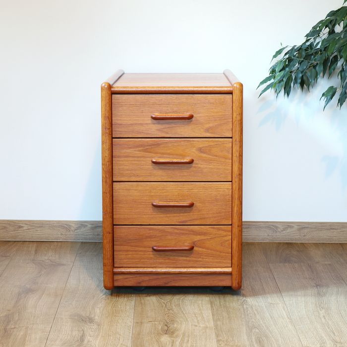 Duńska tekowy szafka cargo na kółkach vintage teak