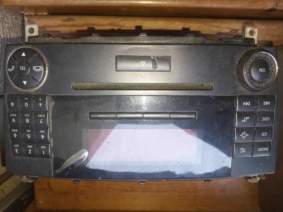 Auto radio Mercedes