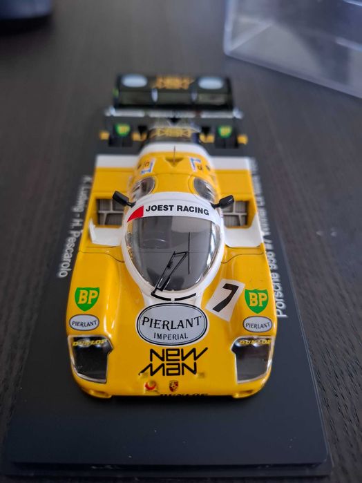 Vendo miniatura Porsche 956 vencedor 24 horas de Le Mans 1984