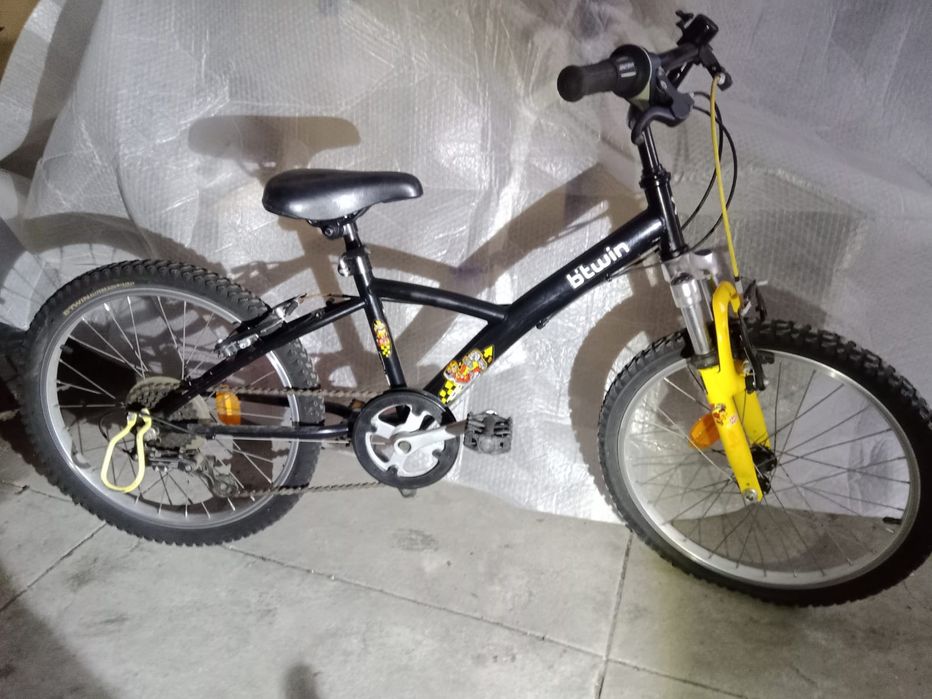 bicicleta de criança b-twin