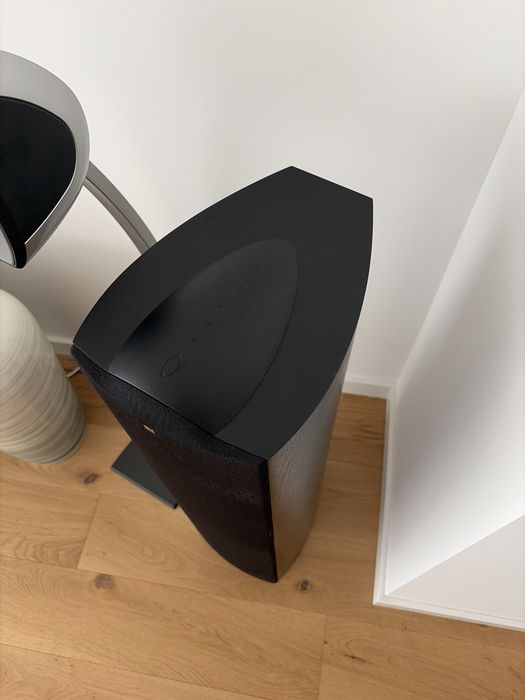 Colunas Chão Kef Q5 em Excelente Estado