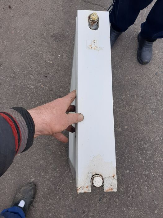 Продам батарею б/у. Не дорого!