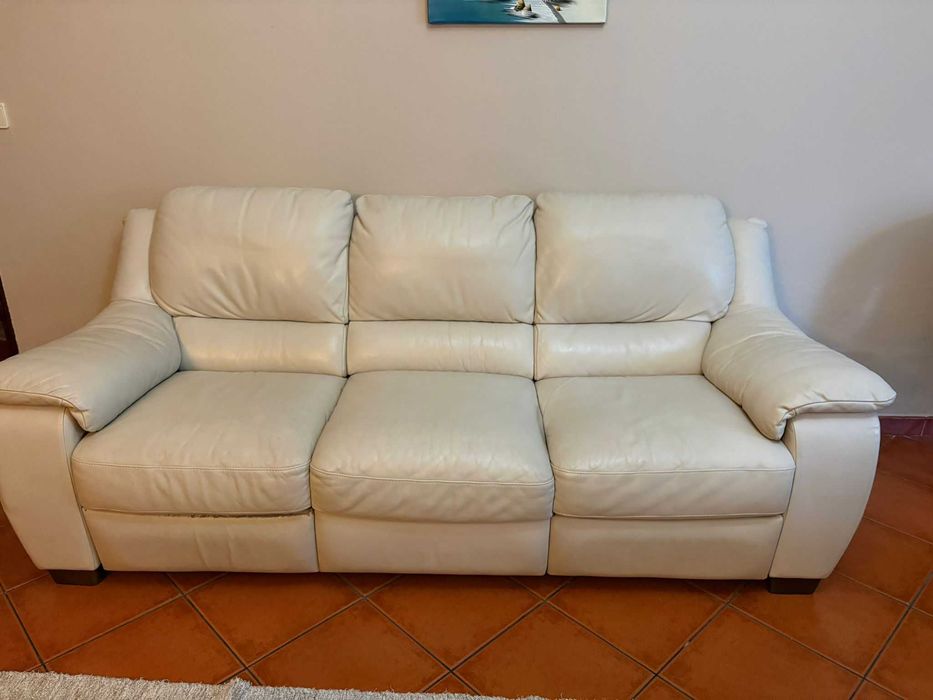 Sofas reclináveis em pele