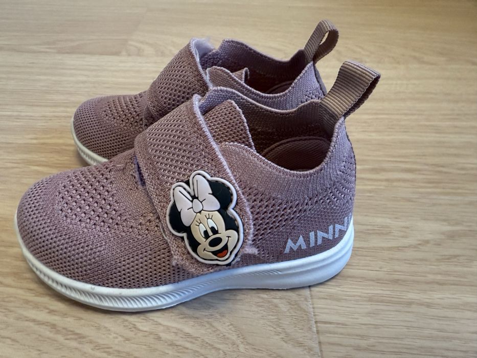 Sprzedam adidasy r.23