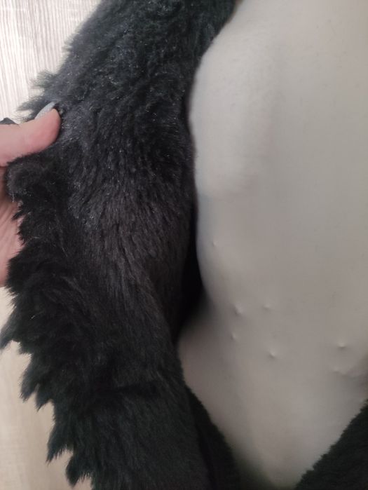 Płaszcz kożuszek czarny Revolution w rozmiarze 46/48 zapraszam