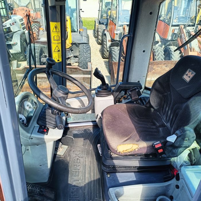 Maszyna budowlana ładowarka terex TL100