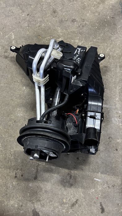 Задня пічка БМВ Х7 G07 комплектна