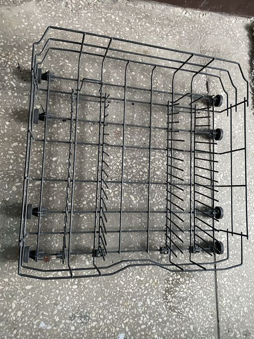 Dolny kosz do zmywarki Whirlpool ADG 6240/1 FD