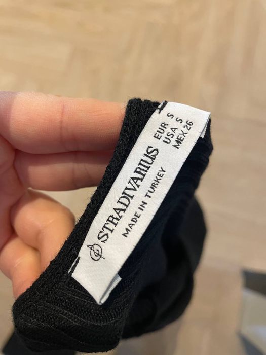 Розкішна трикотажна сукня S стиль roze zara