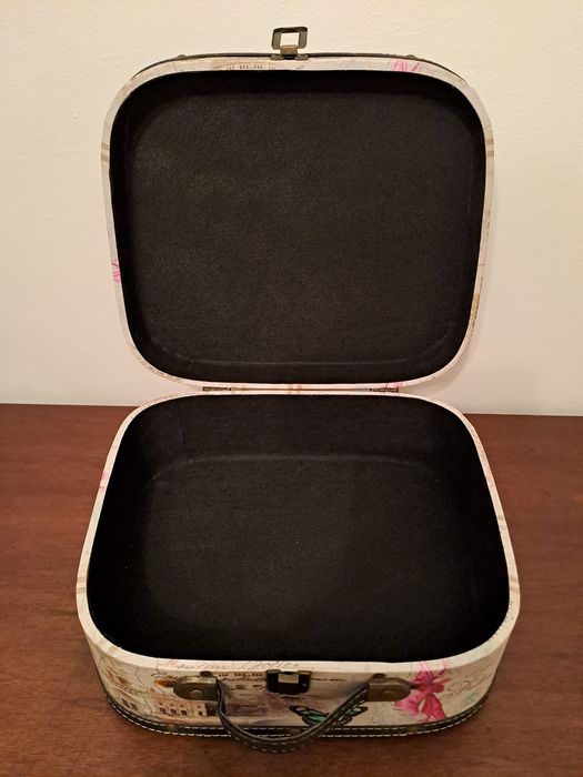 Mala/baú em couro vintage