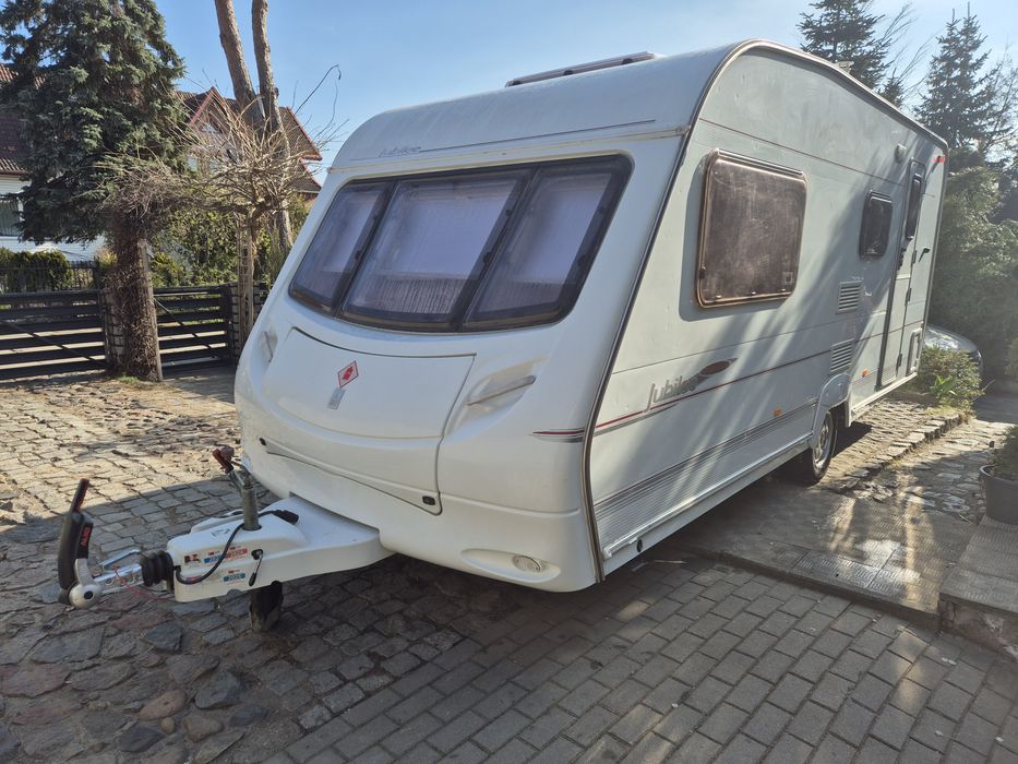 Sprzedam przyczepę kempingowa Ace z przedsionkiem mover  2007 rok