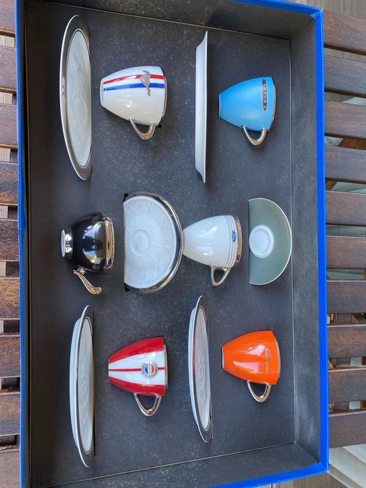 Coleção Chávenas Ford 75 anos Portugal (Raro)