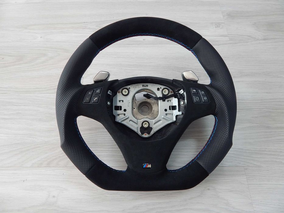 BMW E81 E82 E84 E87 E88 E90 E91 E92 kierownica sport łopatki alcantara