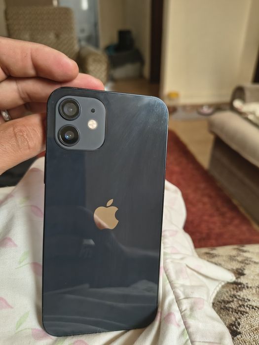 iPhone 12 128gb.