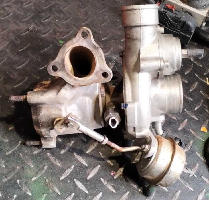 turbina turbosprężarka Opel Vectra C Signum 2.0T Benzyna