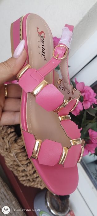 Piękne sandałki damskie