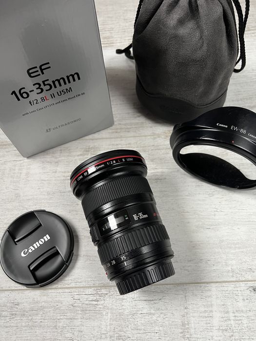 Canon EF 16-35mm f/2.8L II USM