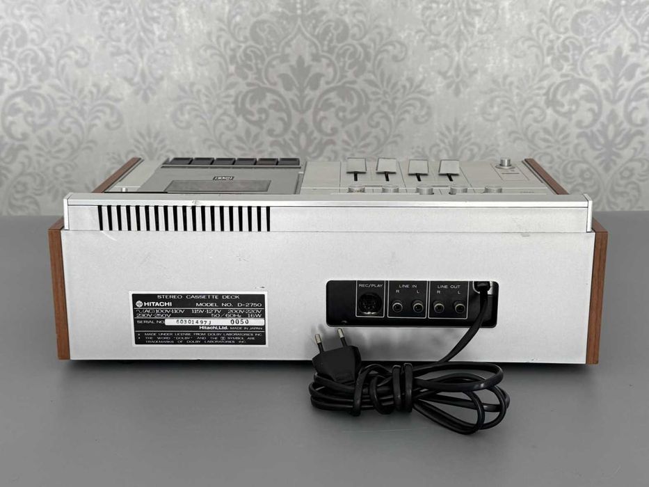 Vintage Magnetofon kasetowy Hitachi D-2750 Unikat Hi-Fi